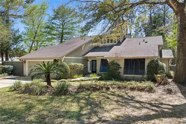 4 Leslie Court, Fairhope, AL 36532