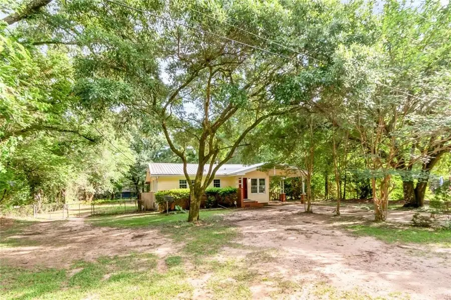 6941 Charmingdale Drive S, Mobile, AL 36618 - #2