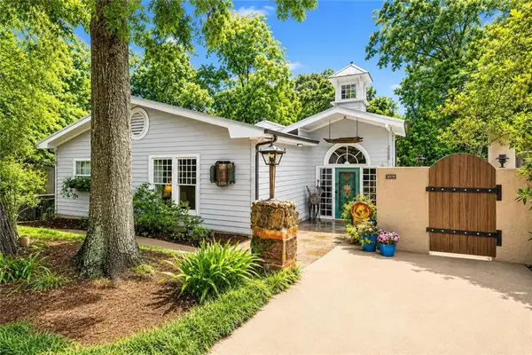 301 School Street, Fairhope, AL 36532