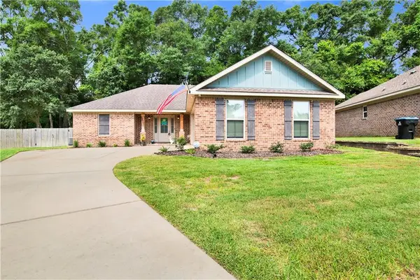 2202 Wolf Branch Drive S, Mobile, AL 36608