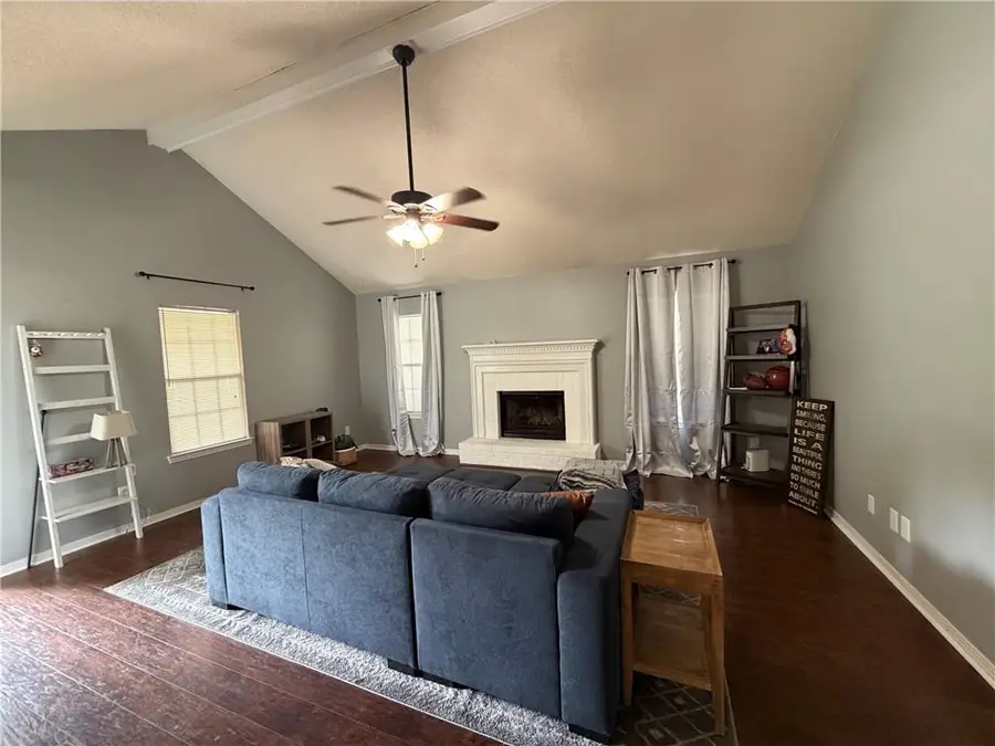 1004 Wesley Avenue, Mobile, AL 36609 - #2