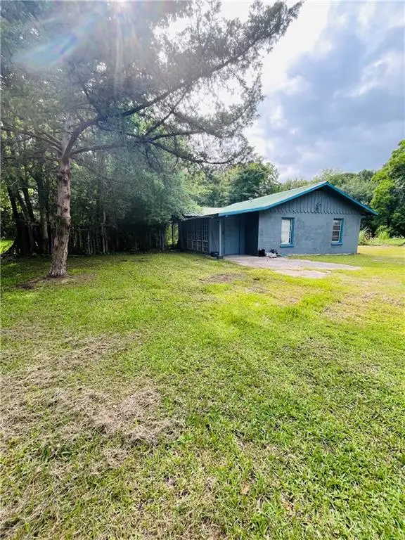 13930 Sprinkle Avenue S, Bayou La Batre, AL 36509