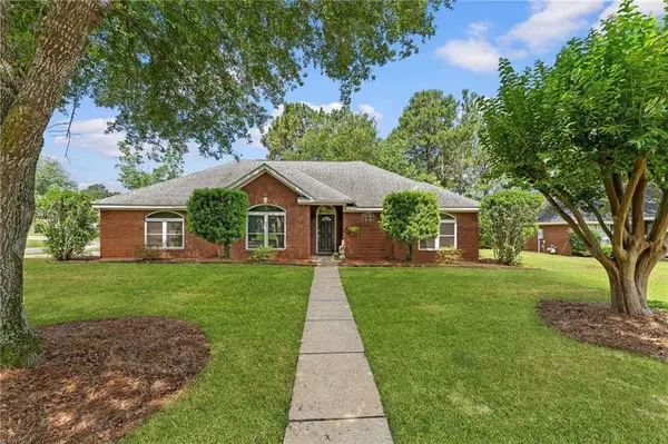 10568 Southside Loop, Fairhope, AL 36532