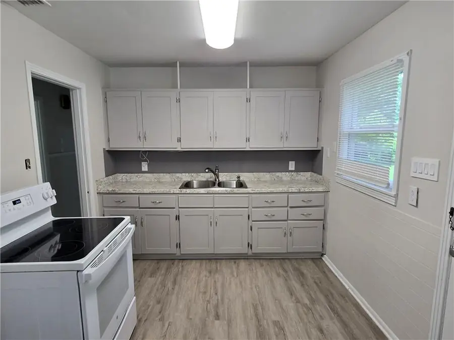 5068 Alton Street, Mobile, AL 36619 - #2