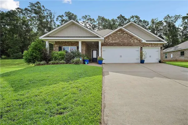 2366 Marigold Loop E, Semmes, AL 36575
