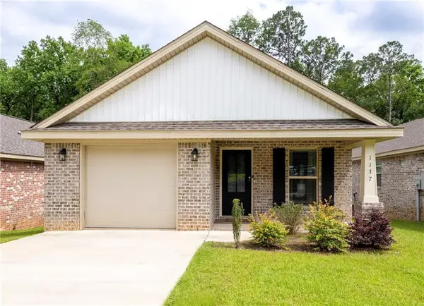 1137 Forest Glen Drive S, Mobile, AL 36618