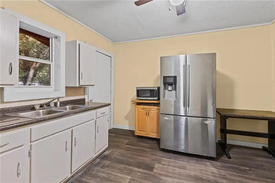 275 Bishop Phillips Avenue, Mobile, AL 36608 - #3