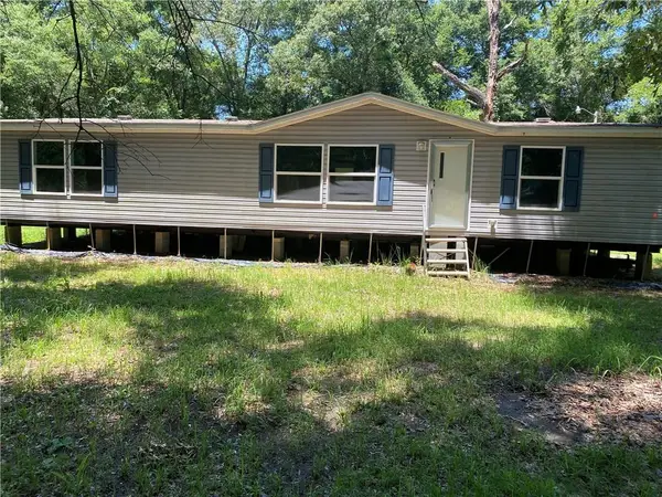 13245 North Forest Drive, Axis, AL 36505