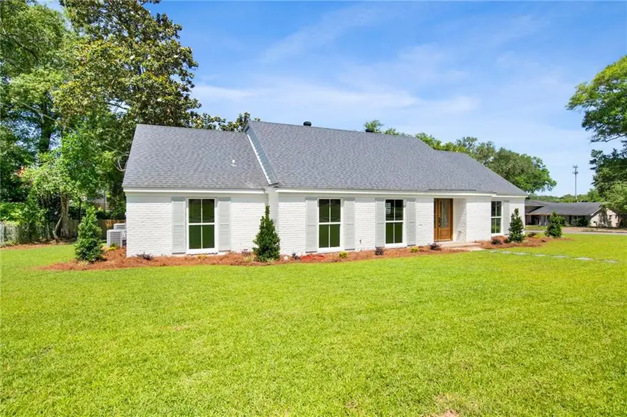 4543 Kingsway Drive, Mobile, AL 36608 - #2
