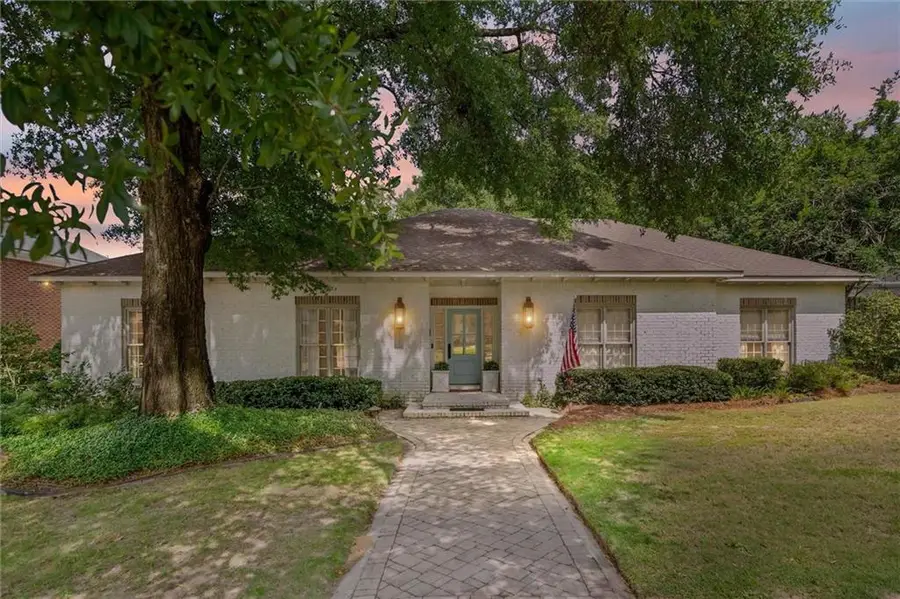 229 Lakewood Drive, Mobile, AL 36608 - #2