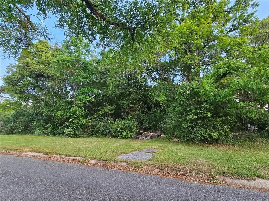 7225 Peachtree Lane, Mobile, AL 36618 - #2