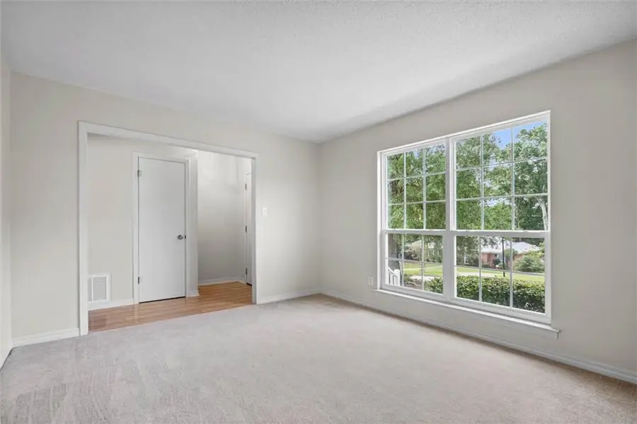 7020 Woodlea Drive S, Mobile, AL 36695 - #2