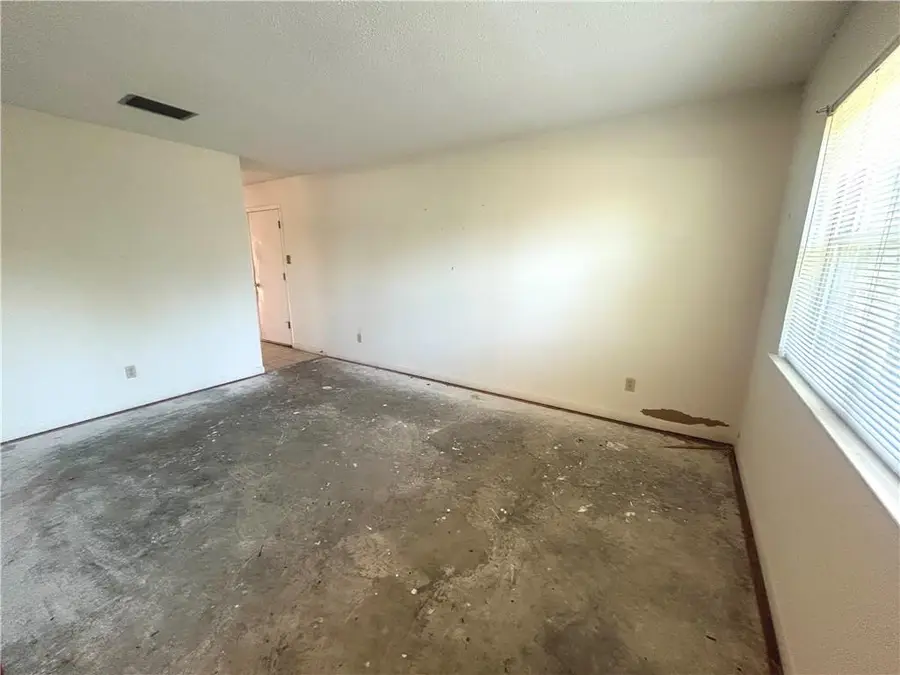 2816 Gaslight Lane E, Mobile, AL 36695 - #3