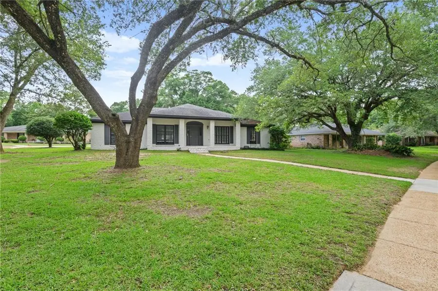 424 Hounds Run W, Mobile, AL 36608 - #2