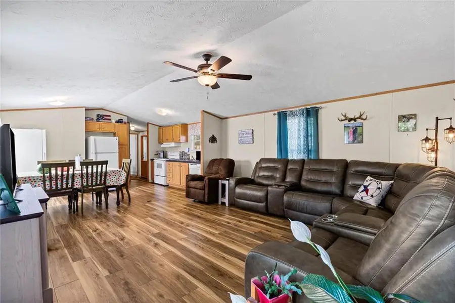 6557 Venus Drive E, Wilmer, AL 36587 - #2