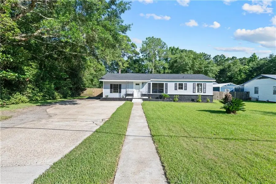 2467 Robin Hood Drive, Mobile, AL 36605 - #2