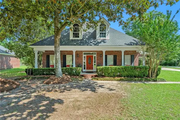 3670 River Chase Court, Theodore, AL 36582