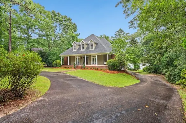 3991 Lakefront Drive W, Mobile, AL 36695