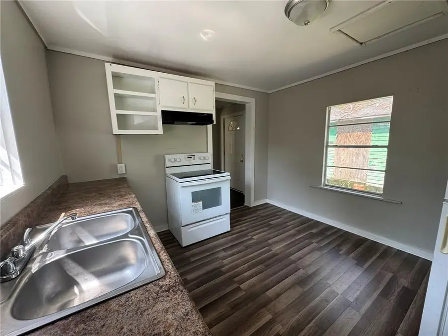 2064 Andrews Street, Mobile, AL 36617 - #3