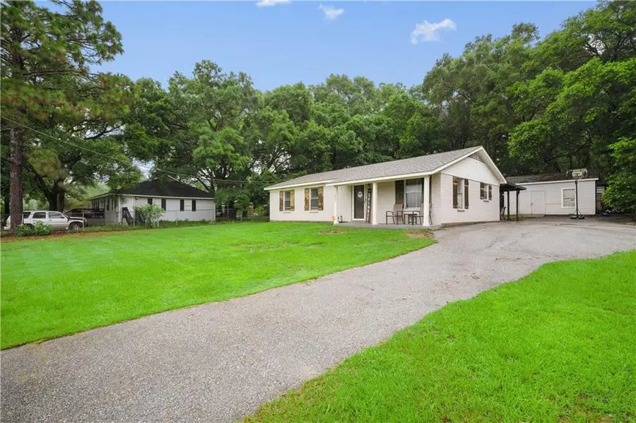 10801 Meadow Lane W, Irvington, AL 36544 - #2