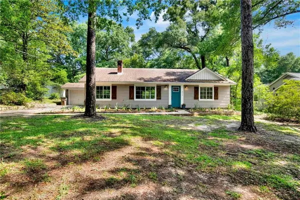 4712 Princeton Drive, Mobile, AL 36618