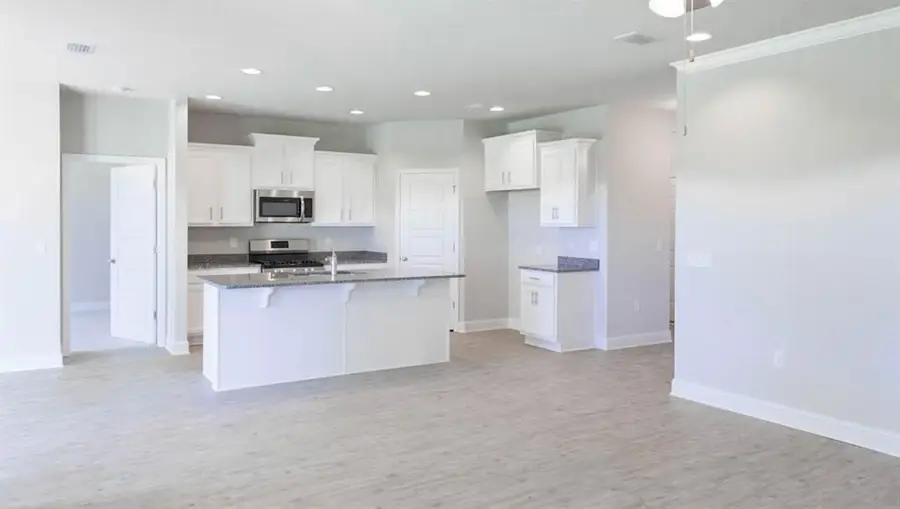 7304 Hawkins Manor E, Mobile, AL 36695 - #3