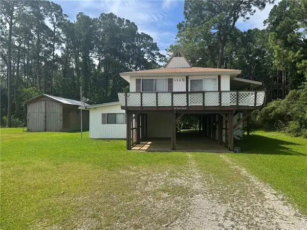 125 Bienville Boulevard, Dauphin Island, AL 36528