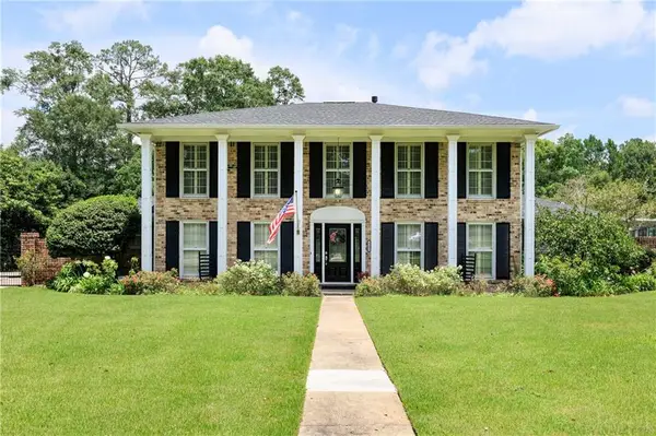 1251 Spring Valley Drive E, Mobile, AL 36693