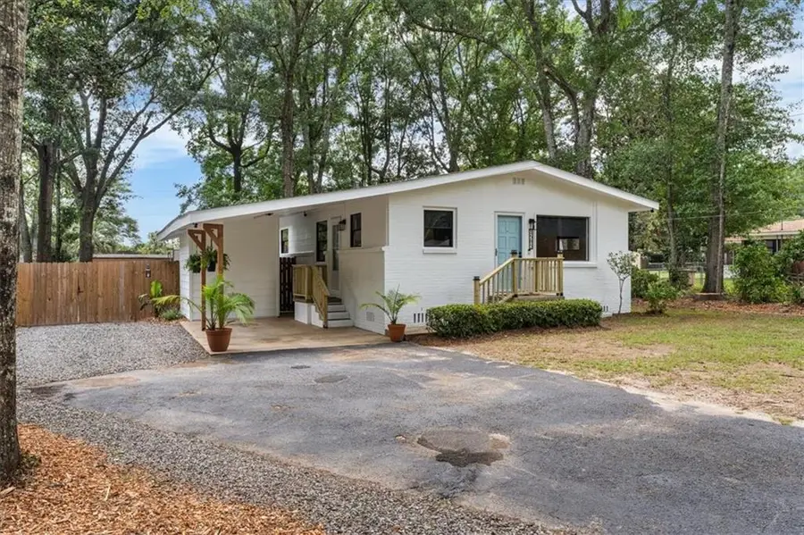 1585 Dover Street, Mobile, AL 36618 - #2