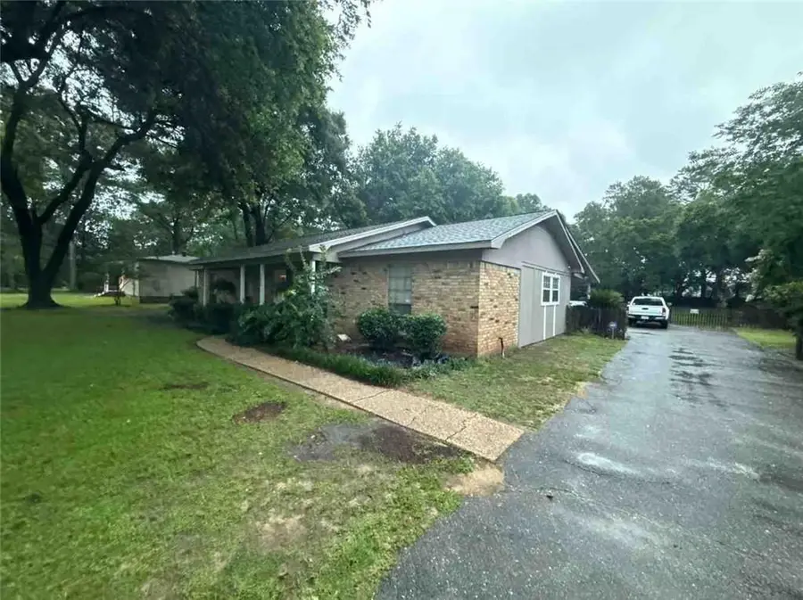 383 Park Avenue S, Mobile, AL 36695 - #2