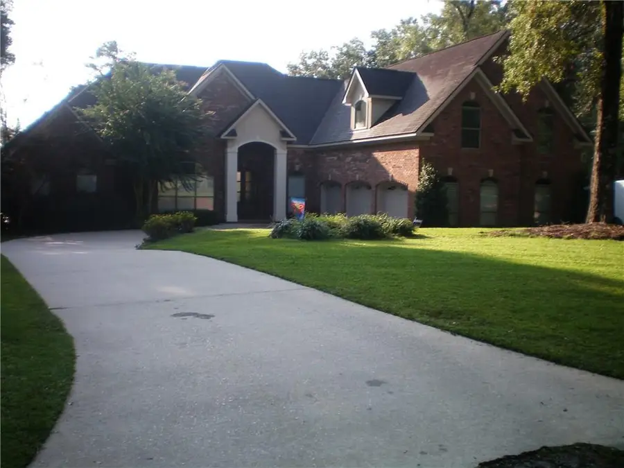 5900 Vaughan Drive E, Satsuma, AL 36572 - #2