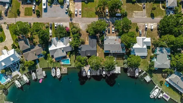406 Brava Costa Street, Dauphin Island, AL 36528
