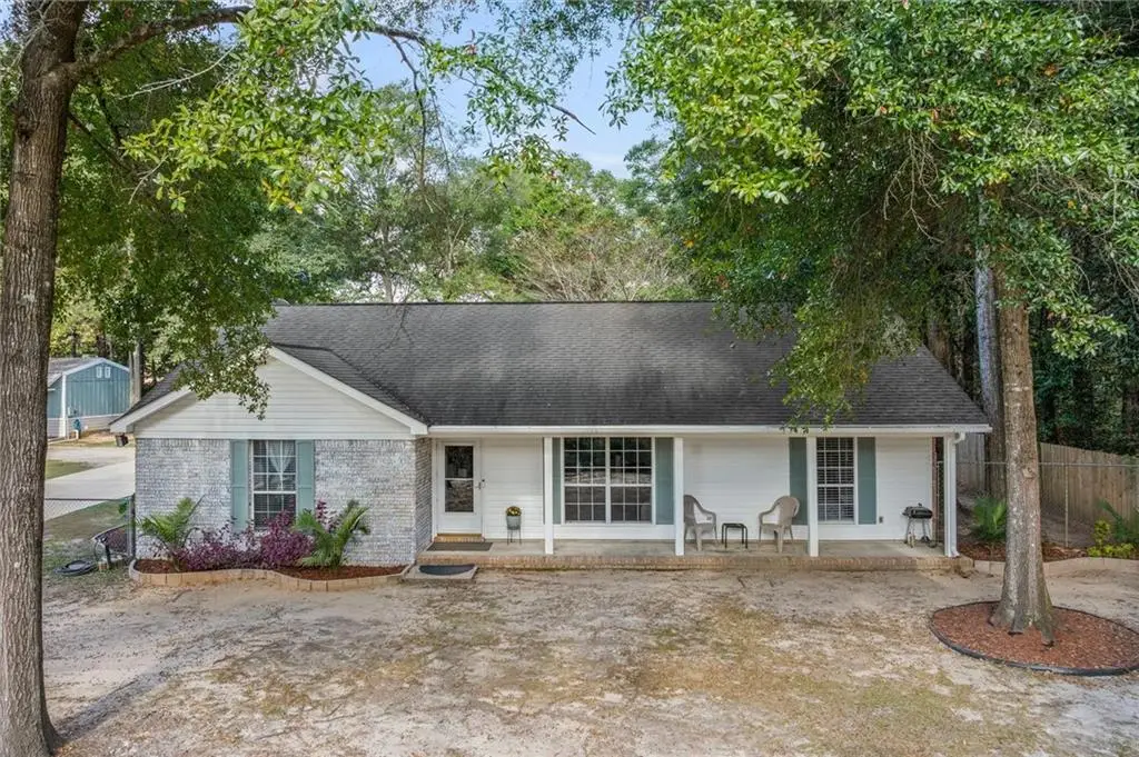 6970 Laverne Drive S, Mobile, AL 36618 - #1