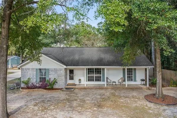 6970 Laverne Drive S, Mobile, AL 36618