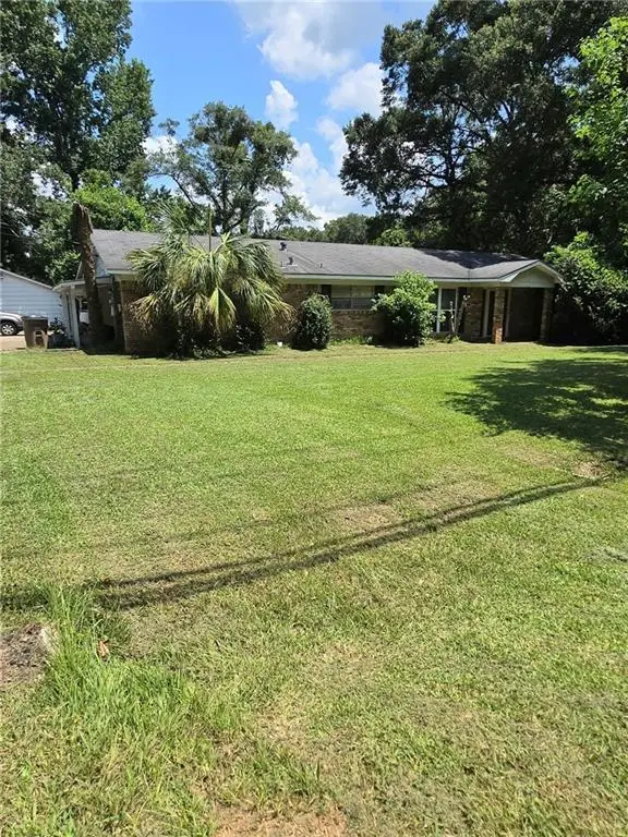 6000 Howells Ferry Road, Mobile, AL 36618