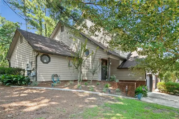 54 Lake Shore Drive, Daphne, AL 36526