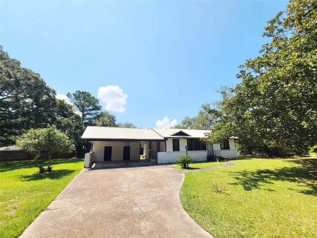 3311 Club House Road, Mobile, AL 36605 - #1