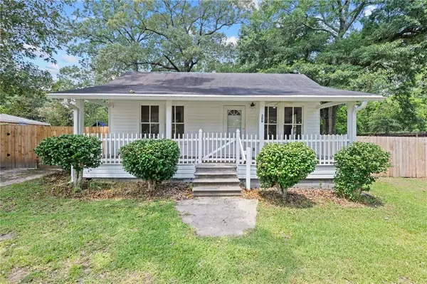 300 Hillcrest Road, Mobile, AL 36608