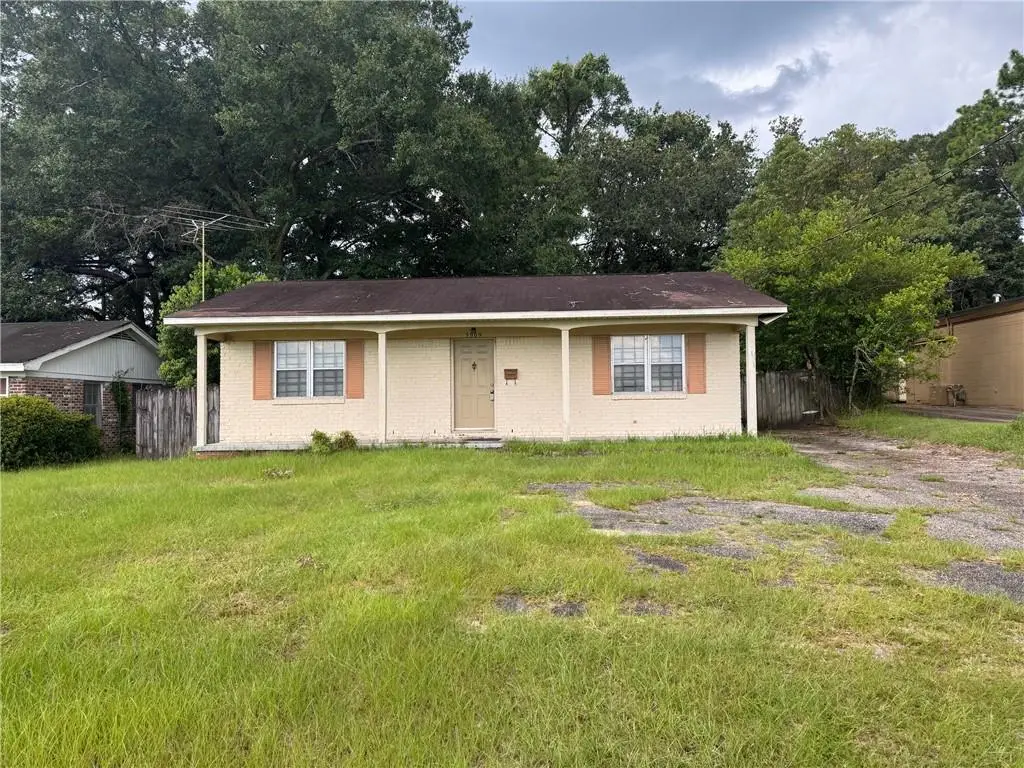 3909 Pleasant Valley Road, Mobile, AL 36609 - #1
