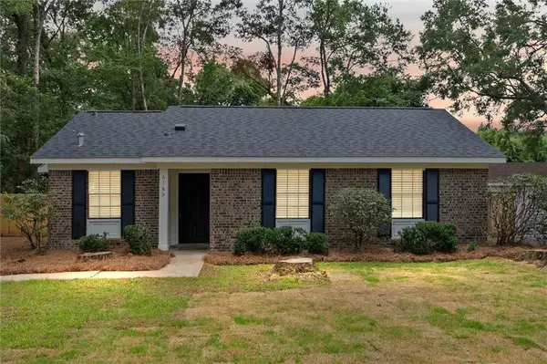 6189 Quail Run S, Theodore, AL 36582
