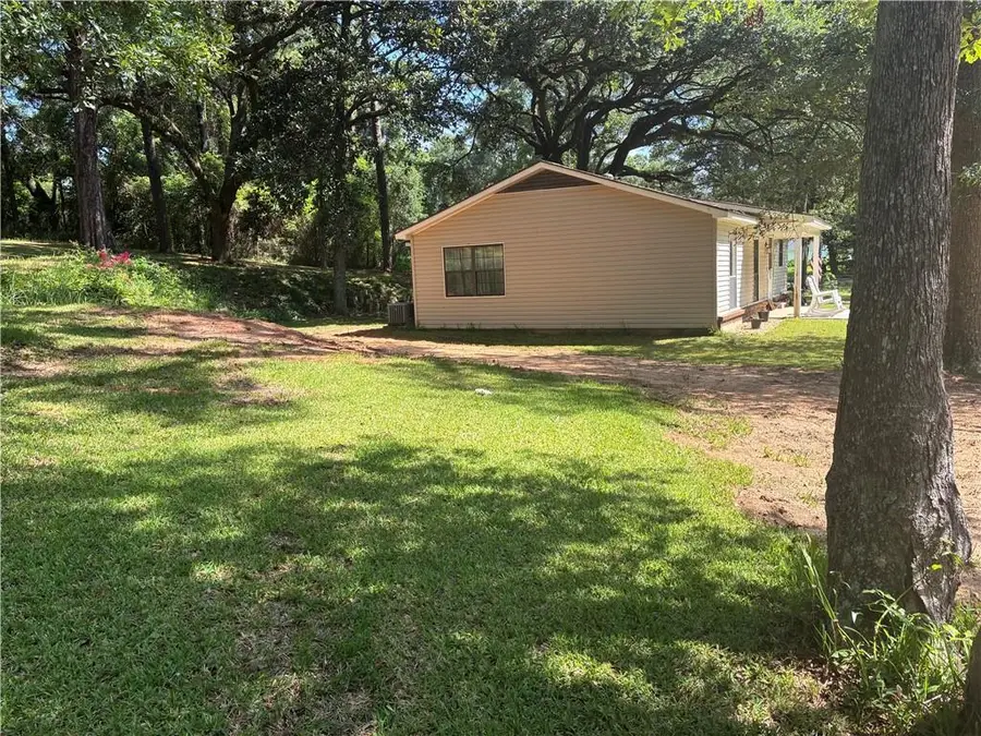 5588 Versye Avenue, Theodore, AL 36582 - #3