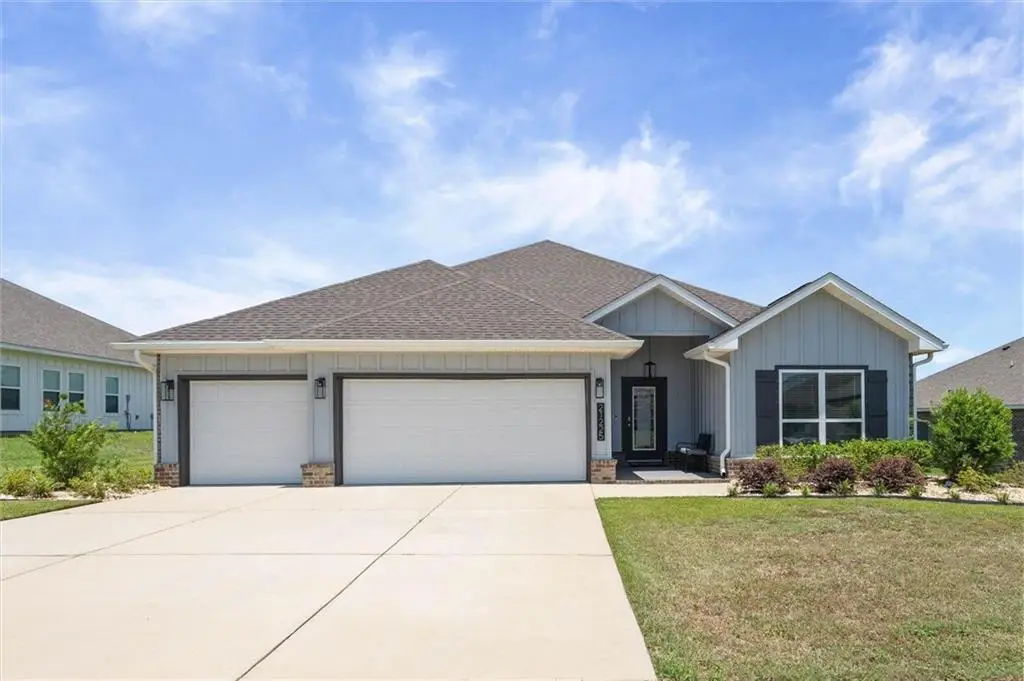 21225 Yosemite Boulevard, Fairhope, AL 36532 - #1