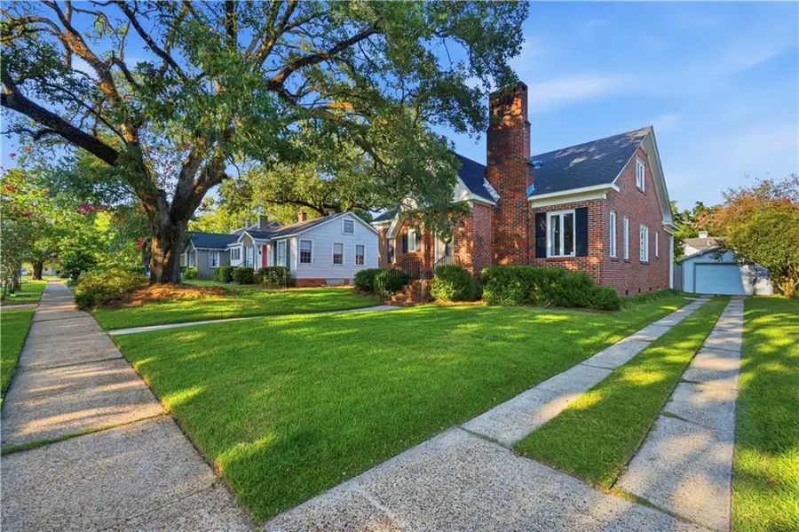 9 Audubon Place, Mobile, AL 36606 - #2