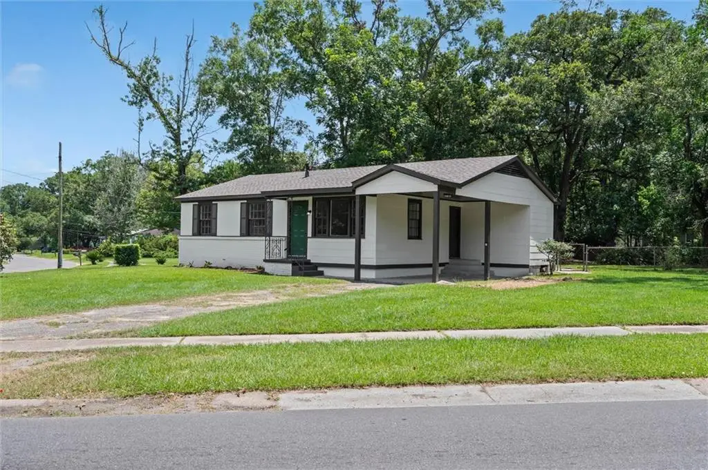 2401 Dog River Drive N, Mobile, AL 36605 - #1