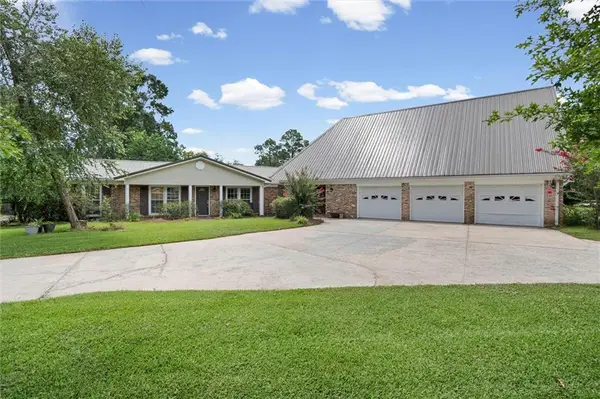 4565 Cypress Shores Drive, Mobile, AL 36619