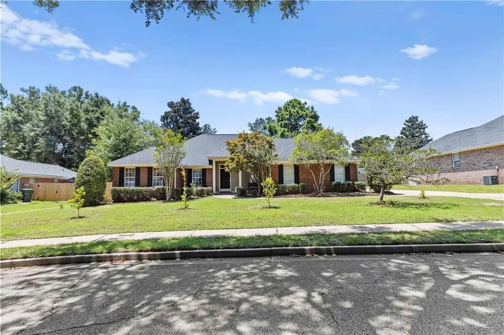 8042 Landing Eagle Drive, Daphne, AL 36526 - #1