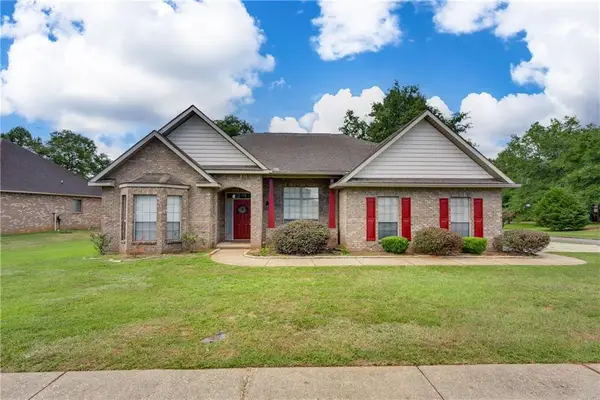 6604 Kings Branch Drive N, Mobile, AL 36618
