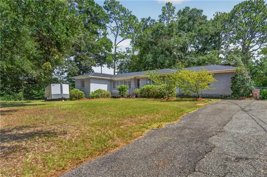 5851 Overlook Road, Mobile, AL 36618 - #2