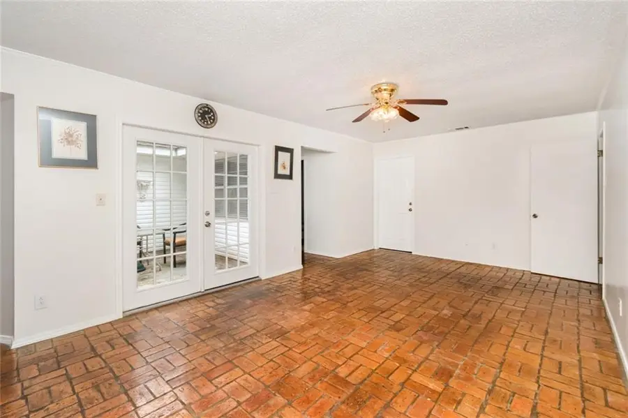 5804 Long Meadow Road, Mobile, AL 36609 - #3