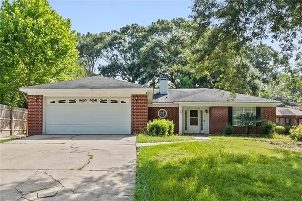 5669 Woodchase Circle E, Theodore, AL 36582